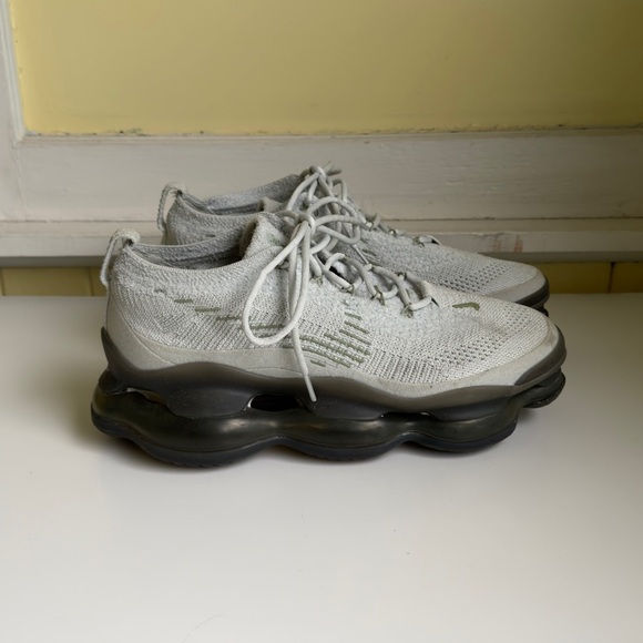 Air Max Scorpion Flyknit 'Light Silver Bronzine' 2023 - Picture 4 of 10